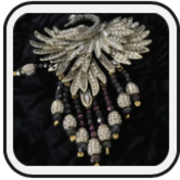 Exquisite Heidi Daus Versatile Brooch/Pin - Picture 1 of 4